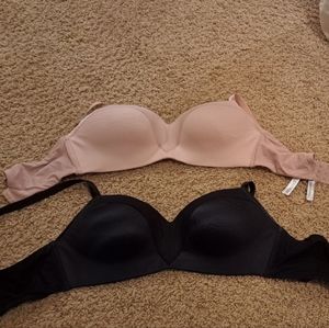 Like New Soma Wireless Bras 36DD
